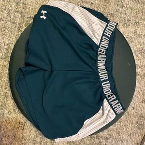 Under Armor green loose fit work out shorts